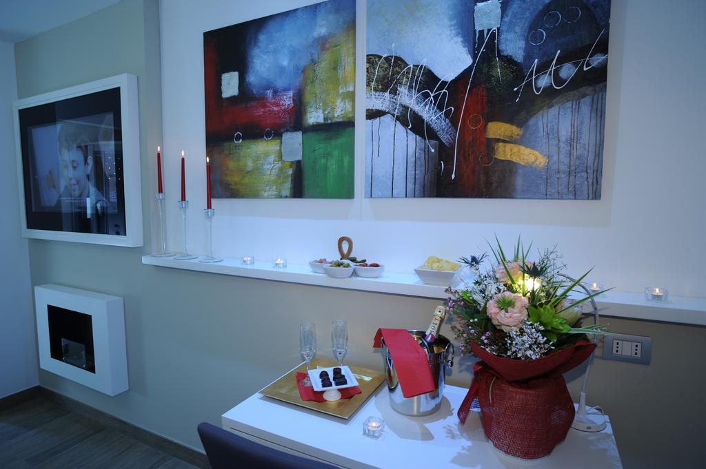 H5-5H Luxury Room Maranello Extérieur photo